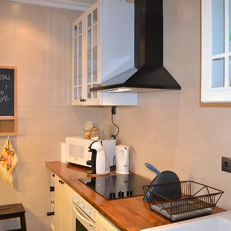 Casa Portas Do Castelo, * Lisboa